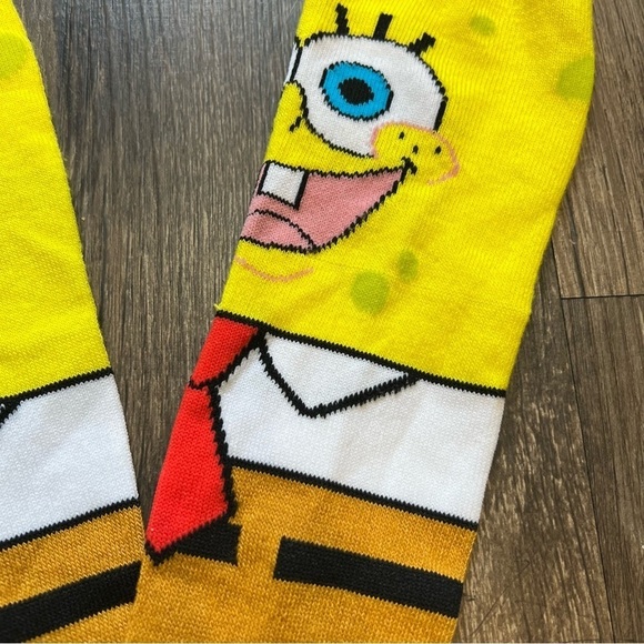 Sponge Bob Print Yellow Brown Long Socks Unisex One Size - Picture 8 of 9